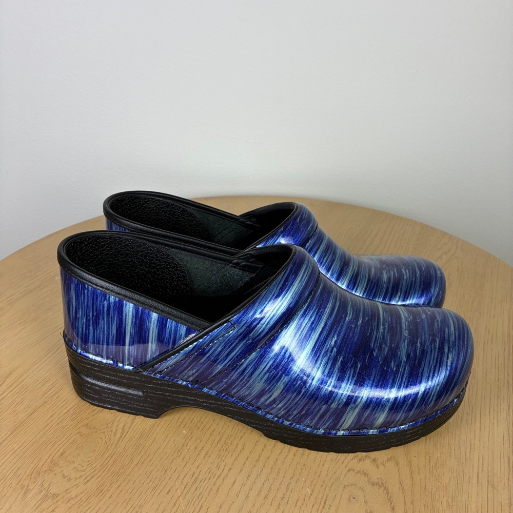 Dansko Professional Blue Cosmic Streak Patent Leather Clogs EU 42 US 11.5-12